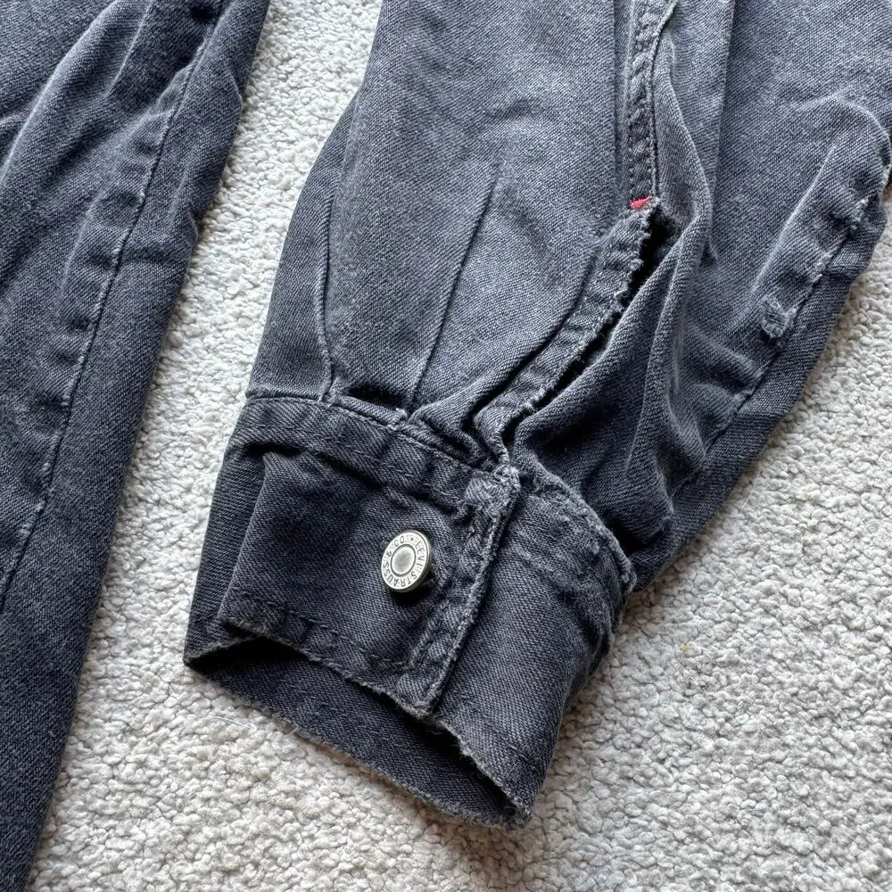Vintage Levi’s Red Tab Jeans Black Denim Long Sleeve Button Up Shirt Jacket